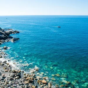 https://a-luna-in-ma-sea-view-room-and-apartment.hotelitalianriviera.com